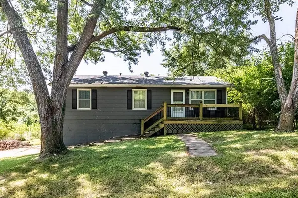 101 W 8th ST, Knob Noster, MO 65336