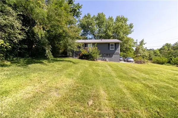101 W 8th ST, Knob Noster, MO 65336