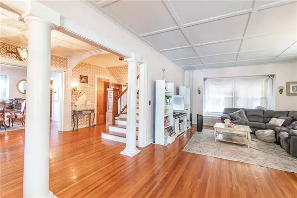 210 E Gay ST, Warrensburg, MO 64093