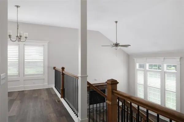 1917 N 153rd TER, Basehor, KS 66007