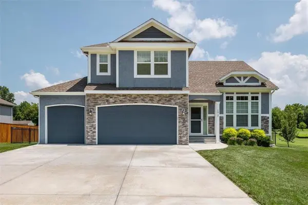 1917 N 153rd TER, Basehor, KS 66007