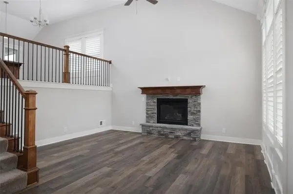 1917 N 153rd TER, Basehor, KS 66007