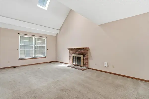 6241 Rene ST, Shawnee, KS 66203