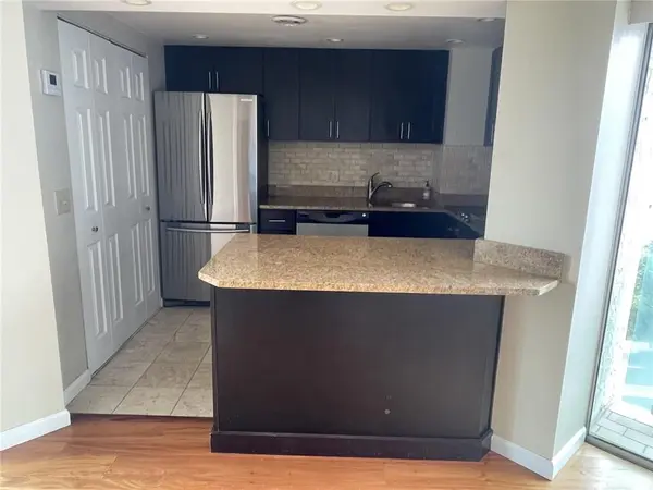 3838 Rainbow BLVD #602, Kansas City, KS 66103