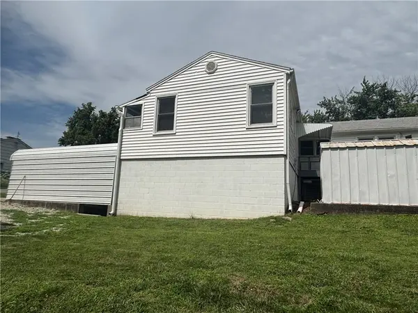 1309 S 35 ST, St Joseph, MO 64507