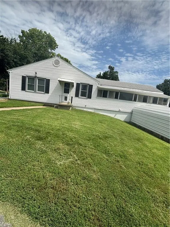 1309 S 35 ST, St Joseph, MO 64507