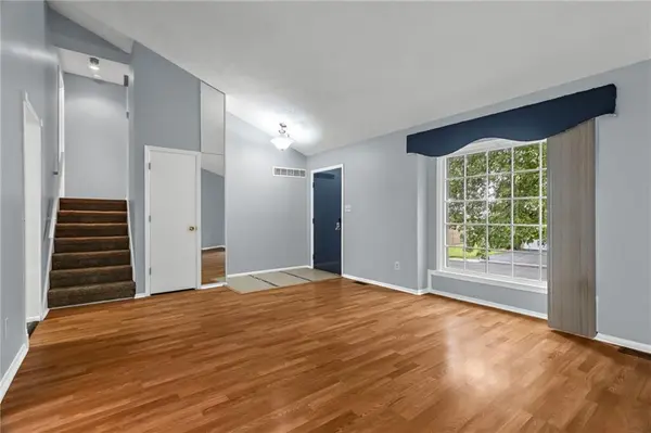12736 W 108th ST, Overland Park, KS 66210