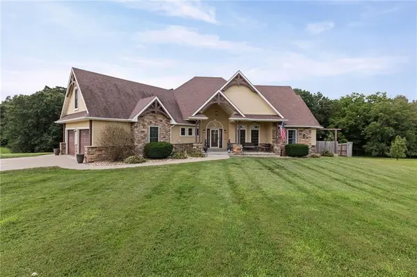 564 NW 41 RD, Warrensburg, MO 64093