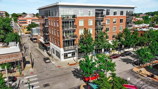 4141 PENNSYLVANIA AVE #407, Kansas City, MO 64111