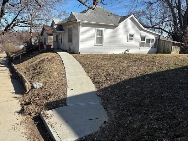 606 Harmon ST, St Joseph, MO 64504