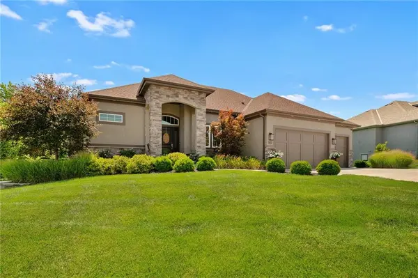 7715 N Wallace AVE, Kansas City, MO 64158