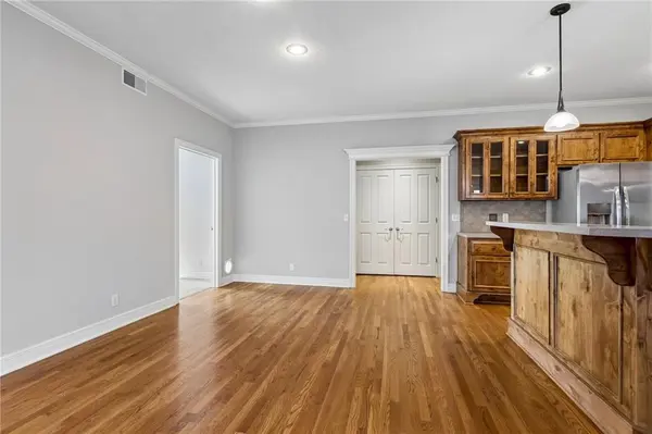 11575 S Bell Court Drive#104 DR, Olathe, KS 66061