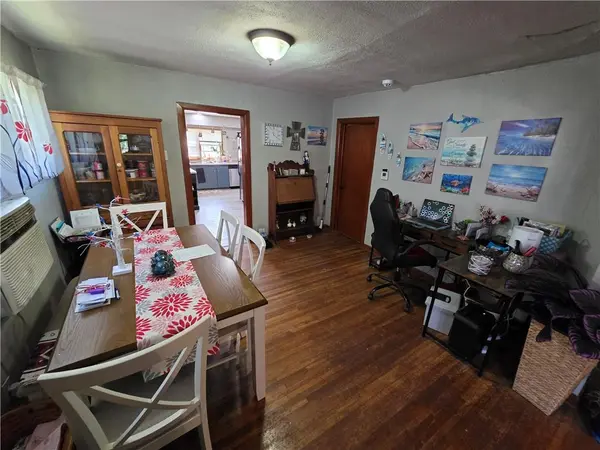 222 S Burns ST, Independence, KS 67301