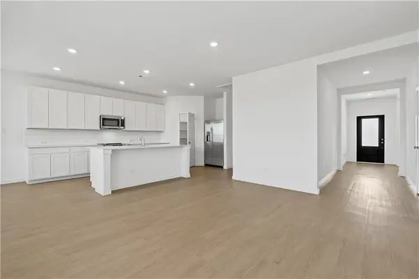 22580 W 214th TER, Spring Hill, KS 66083