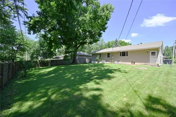 4505 E 112th ST, Kansas City, MO 64137