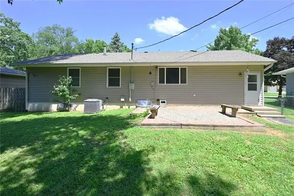 4505 E 112th ST, Kansas City, MO 64137