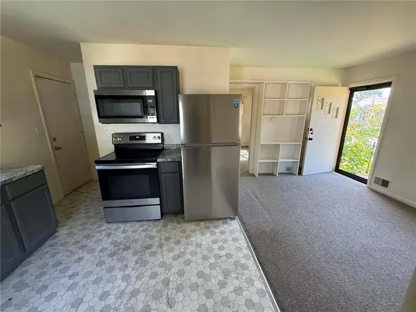 902 Williams ST, Excelsior Springs, MO 64024