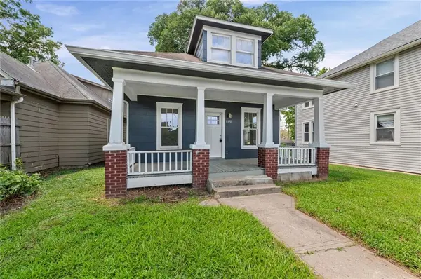 1107 N 13th ST, Leavenworth, KS 66048