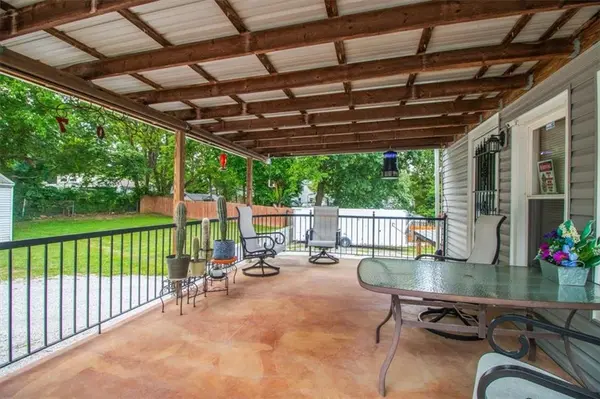 207 W 23rd ST, Independence, MO 64055