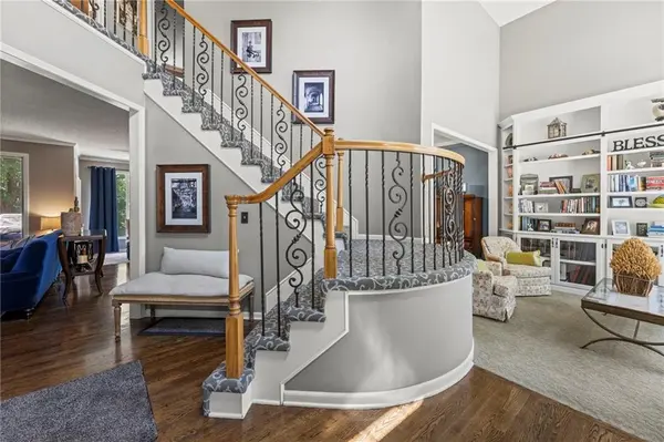 8710 W 132nd PL, Overland Park, KS 66213