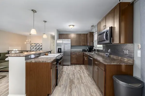 5306 N Sycamore DR, Kansas City, MO 64119