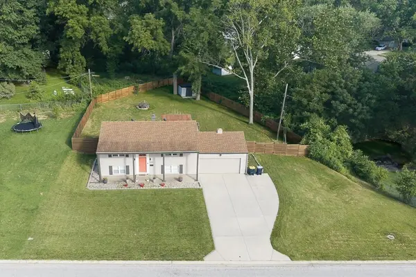 5306 N Sycamore DR, Kansas City, MO 64119
