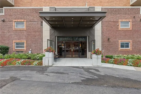 310 W 49 ST #101, Kansas City, MO 64112
