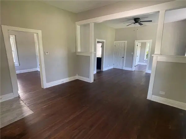615 S Glenwood AVE, Independence, MO 64053