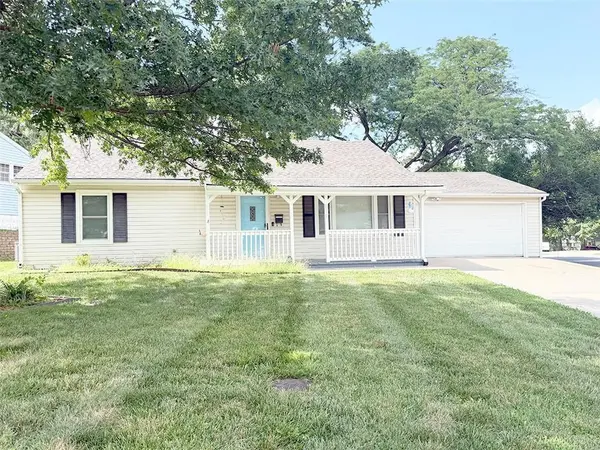 616 NE 67th TER, Gladstone, MO 64118