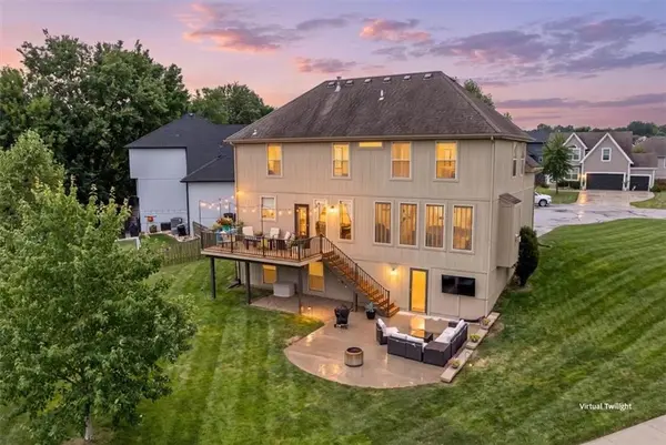 2101 SW ROBERTS CT, Lee's Summit, MO 64082