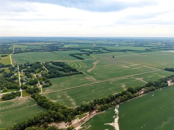 North West 50th ST, Trenton, MO 64683