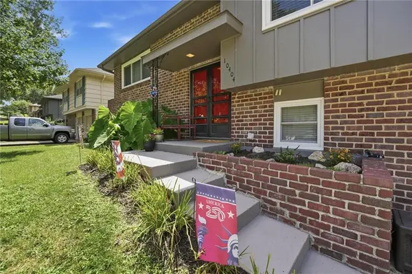 10404 Wyandotte ST, Kansas City, MO 64114