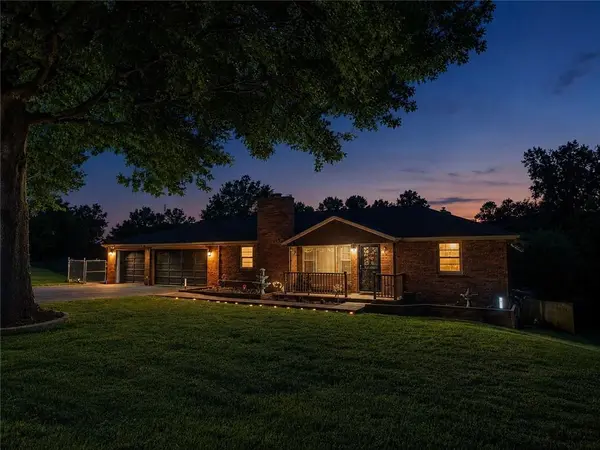 5831 N Ava AVE, Kansas City, MO 64151