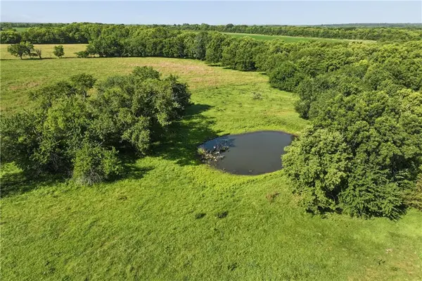 W 375th ST, Osawatomie, KS 66064