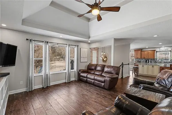 3204 S Elizabeth AVE, Independence, MO 64057