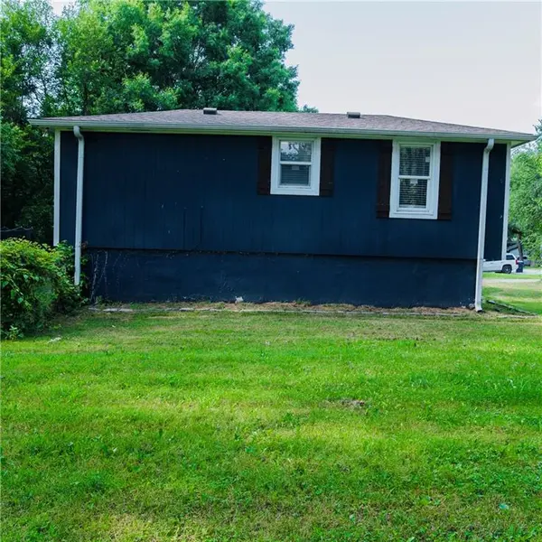 11010 N Holmes ST, Kansas City, MO 64155