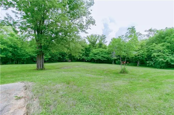103 N Vest ST, Holden, MO 64040