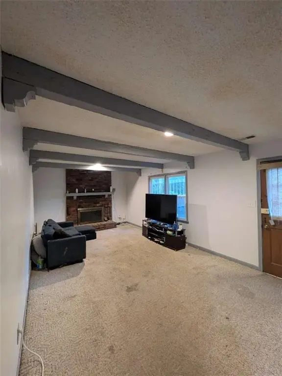 10709 Beacon AVE, Kansas City, MO 64124