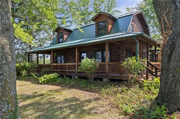 27817 S State Route 7 HWY, Harrisonville, MO 64701