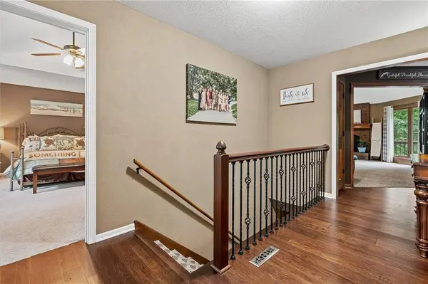 1402 Colony DR, Kearney, MO 64060