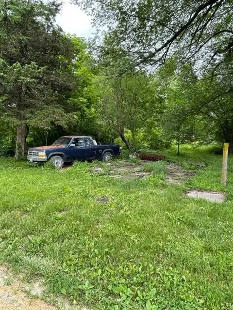 Wall ST, Altamont, MO 64620