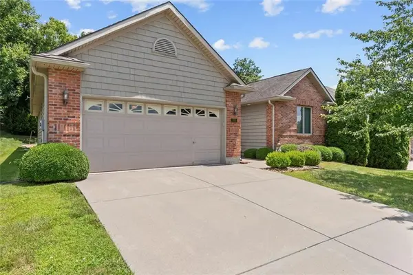 3355 S Wood AVE, Independence, MO 64057