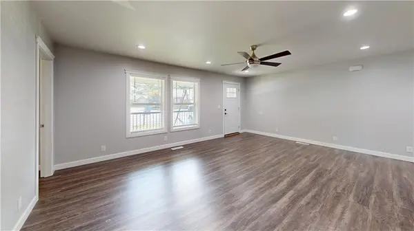 104 E 2nd ST, Lamar, MO 64759