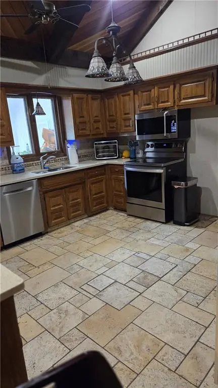 23600 E 88th ST, Lee's Summit, MO 64064