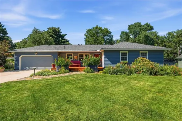 214 W 114th ST, Kansas City, MO 64114