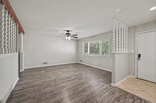 1710 NE 67th TER, Kansas City, MO 64118