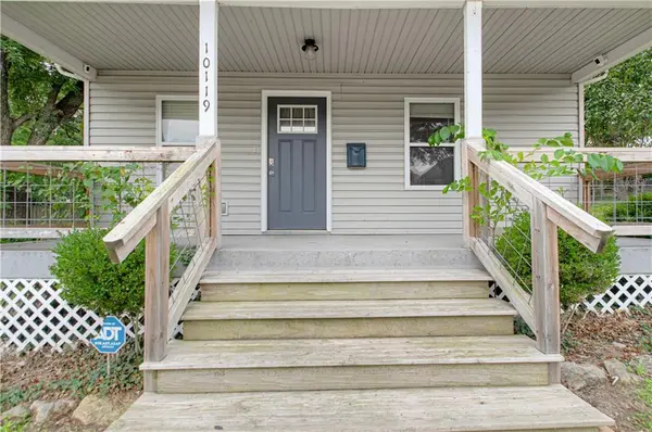 10119 E Lexington AVE, Independence, MO 64053