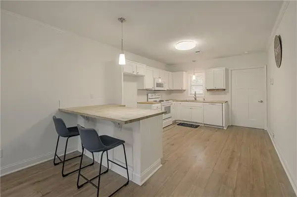 10119 E Lexington AVE, Independence, MO 64053