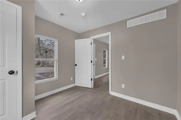 1420 S Appleton AVE, Independence, MO 64052