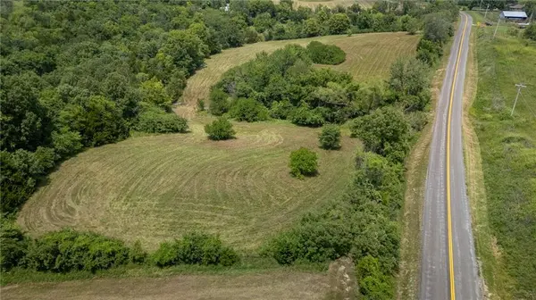 N HWY, Orrick, MO 64077